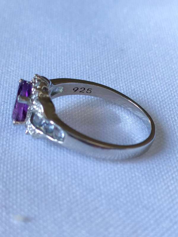 Amethyst, Tanzanite and diamond sterling ring - size US7 - 1.30 ct - 925 stamped