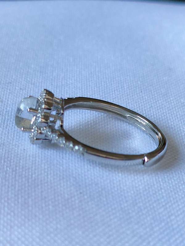 Moonstone and Topaz sterling silver ring - size US7 - 1.00 ct plus - 925 stamped