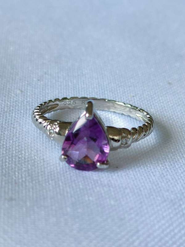 Amethyst and diamond sterling silver ring - size:US7 - 1.70 ct - 925 stamped