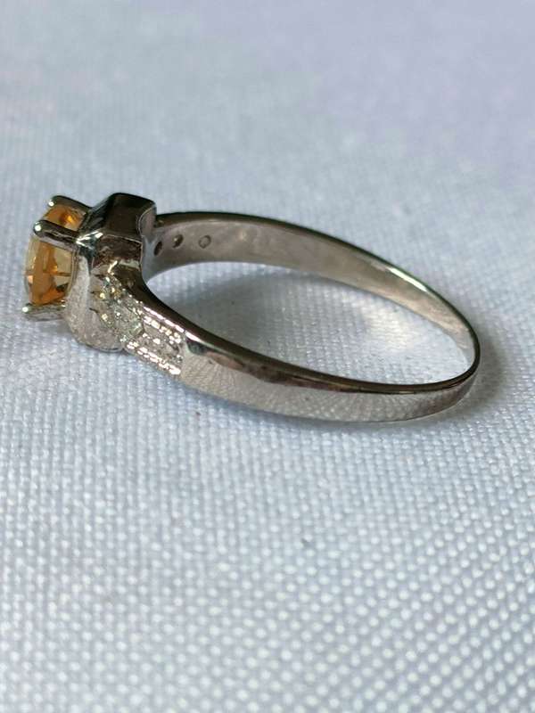 Citrine and diamond sterling silver ring - size: US 7 - 0.50ct plus - 925 stamped