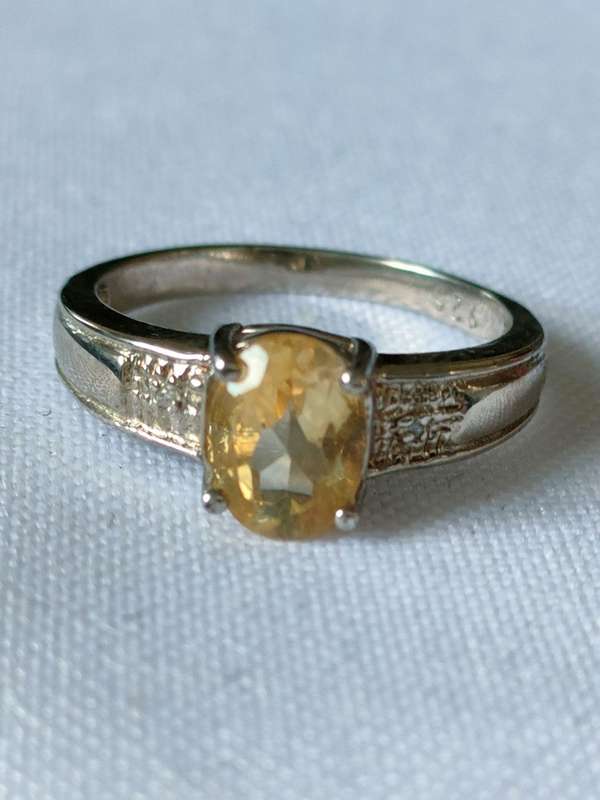 Citrine and diamond sterling silver ring - size: US 7 - 1.30 ct - 925 stamped