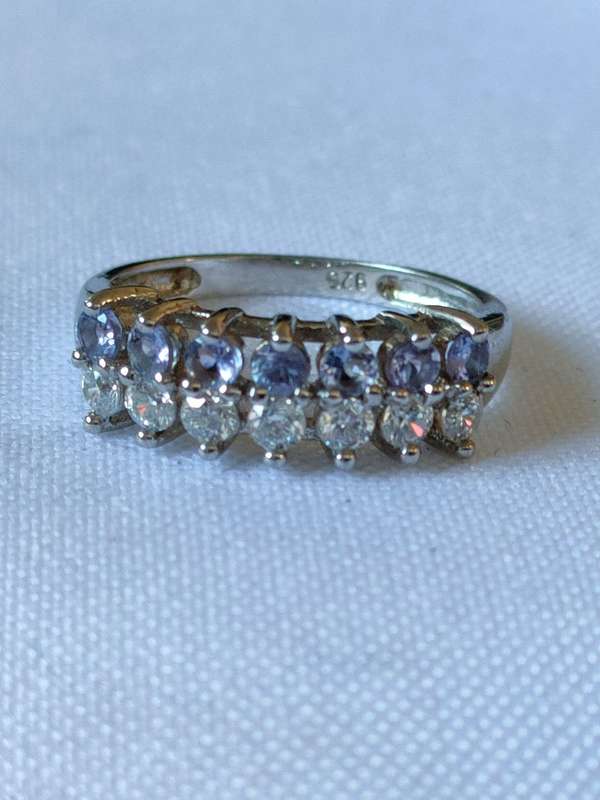 Sterling Silver Tanzanite, White Topaz and diamond ring: Size: US 7 Weight: 1.00.ct+