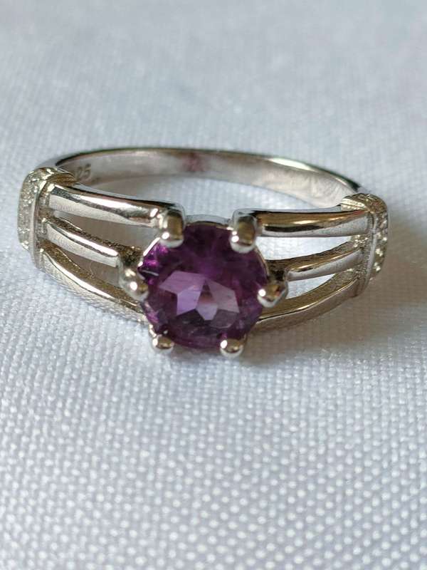 Amethyst and diamond ring sterling silver ring - naturally mined - size US 7 - 1.30ct - 925 stamp