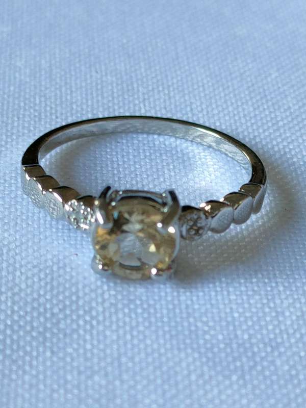 Amethyst and diamond sterling silver ring - size US7 - 1.20 ct - 925 stamped - natural stone