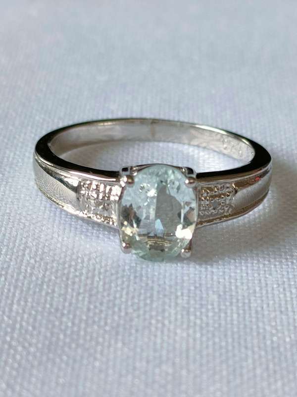Topaz and diamond sterling silver ring - size US 7 - naturally mined - 1.20 ct - 925 stamp