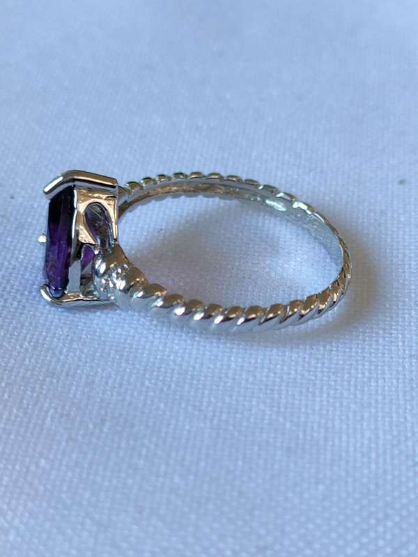 Amethyst and diamond sterling silver ring - size US 7 - naturally mined - 1.40 ct