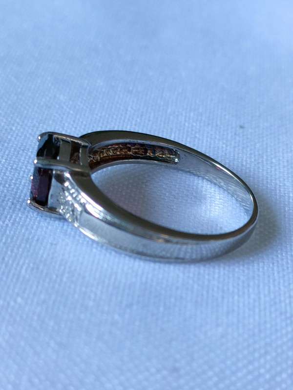 Garnet and diamond sterling silver ring - size US 7 - naturally mined stones - 1.20 ct - 925 stamp