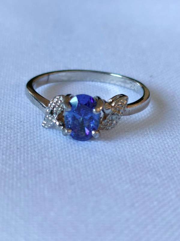 Iolite and diamond sterling silver ring - naturally mined stones - size US 7 - 0.80 - 925 stamp