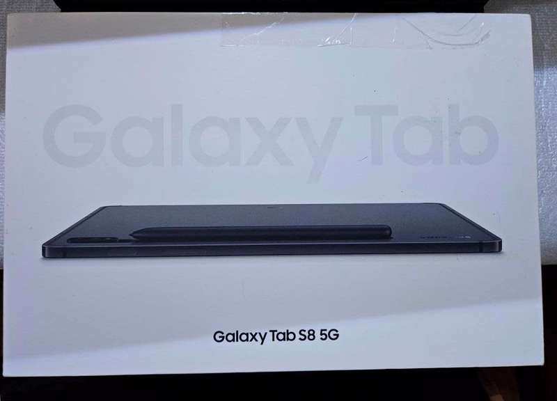 Samsung Galaxy Tab S8 5G 128GB 5G and Wi-Fi Phone Tablet with 11 inch Screen Size in Graphite Gray
