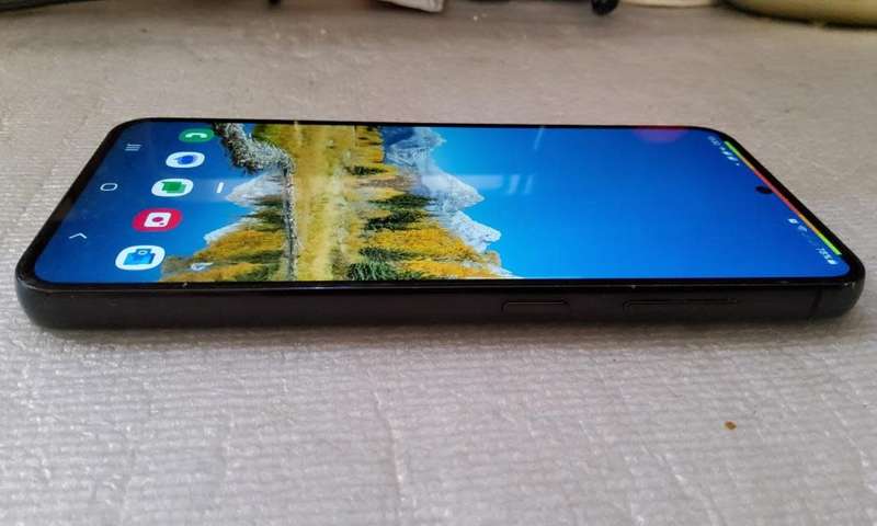Samsung Galaxy S23 128GB 8GB Ram SM-S911B/DS