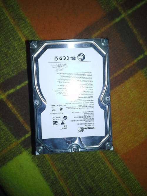 5 Seagate  1 Terabyte  SATA Hard Drives