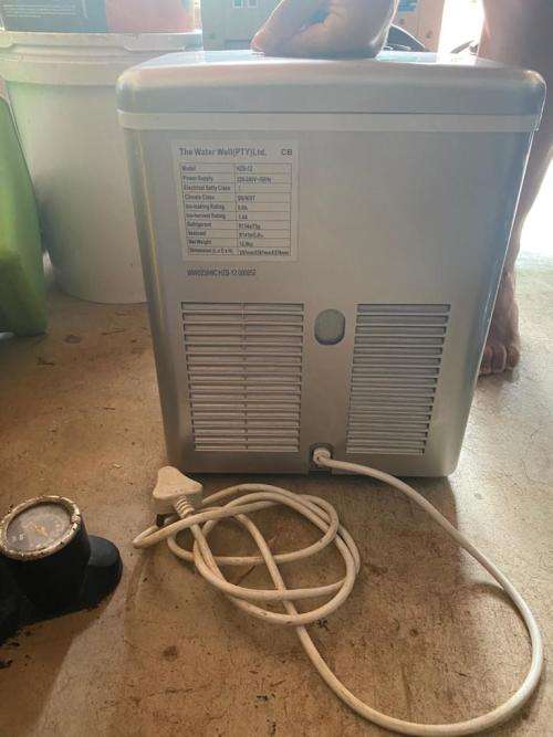 The Water Well Ice maker