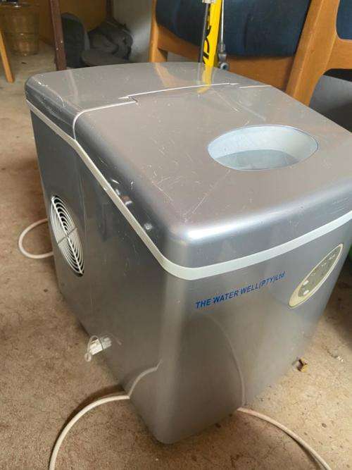 The Water Well Ice maker