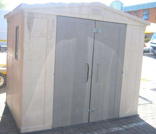 Zozo Hut For Sale ~ Garden Shed or Wendy House ~ DB-Board, Double Door & Window!!!