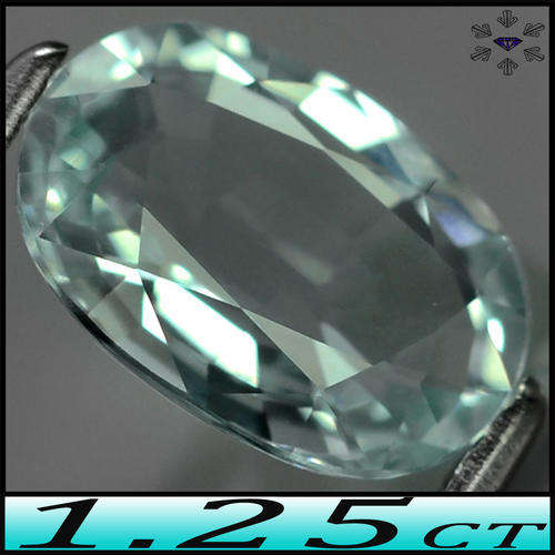 1.25ct Unheated Light Bluish Green Aquamarine - VVS - Stunning Natural Brazil Oval Gem