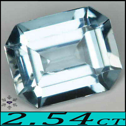 2.54 CT LUSTREOUS LIGHT BLUISH GREEN UNHEATED NATURAL AQUAMARINE, AN OCTAGON POLISHED GEMSTONE.