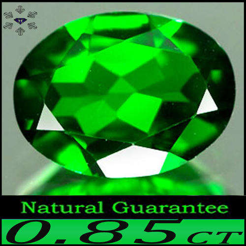 0.85CT CHROME DIOPSIDE [VVS] ~  NATURAL INTENSE GREEN RUSSIAN OVAL POLISHED GEMSTONE.