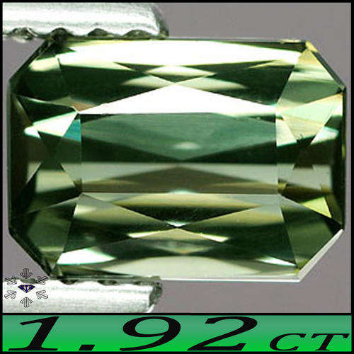 1.92CT NATURAL UNTREATED TOURMALINE ~ FLAWLESS FANCY SCISSOR WOODLAND GREEN GEM