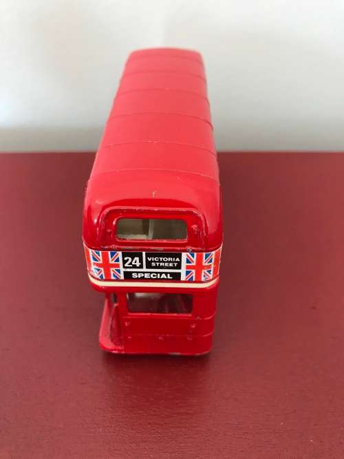 Corgi 1980s 24 Victoria Street Special - Red double decker bus