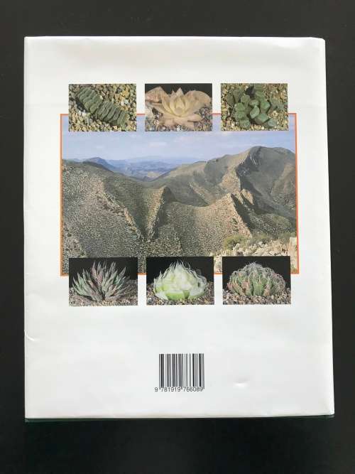 Haworthia Revisited: A Revision of the Genus - Bruce Bayer