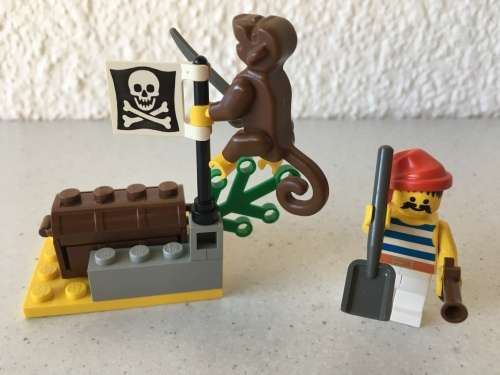 VINTAGE LEGO BURIED TREASURE - 1989 SET