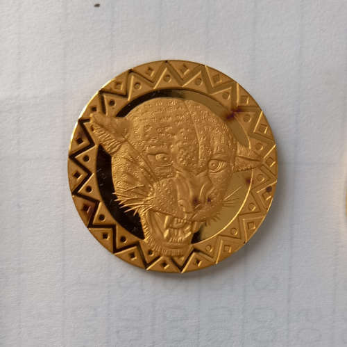 BIG FIVE Gold Medallion Set