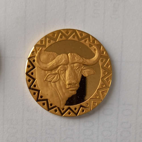 BIG FIVE Gold Medallion Set