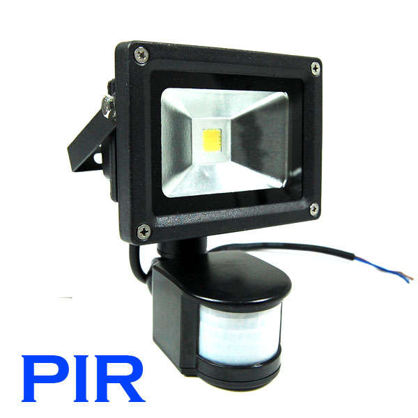10W (240V) LED FLOODLIGHT with MOTION (PIR) DETECTOR.