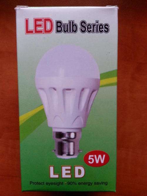 10 on Auction!!! LED BULB 5W