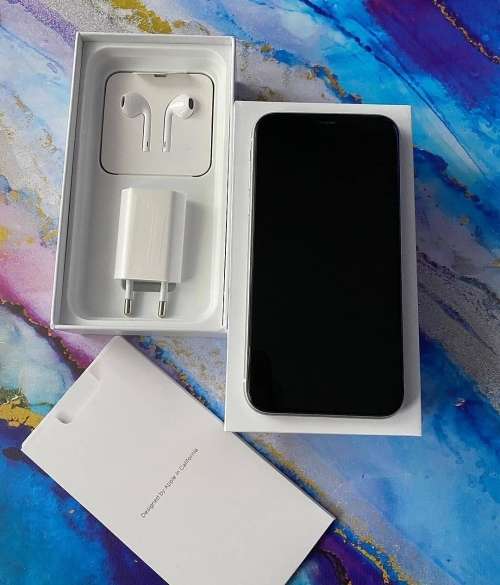I phone xr 256gb white