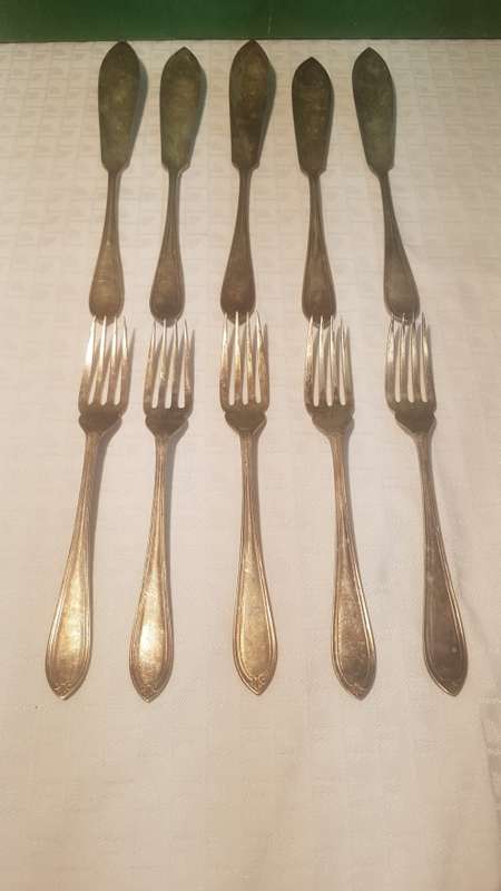James Ryals silver-plated cutlery set!