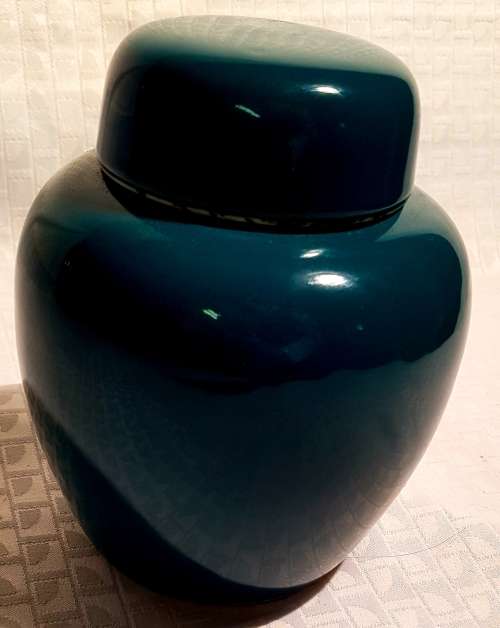 Chines Tea Vase (has tea in it)!