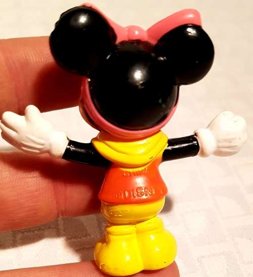 Disney Mickey and Minnie Collectables (Suitcase and Figurines)!!!