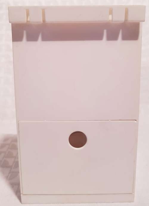 Highly collectable!!! Vintage Sindy doll house Wall Cupboard!