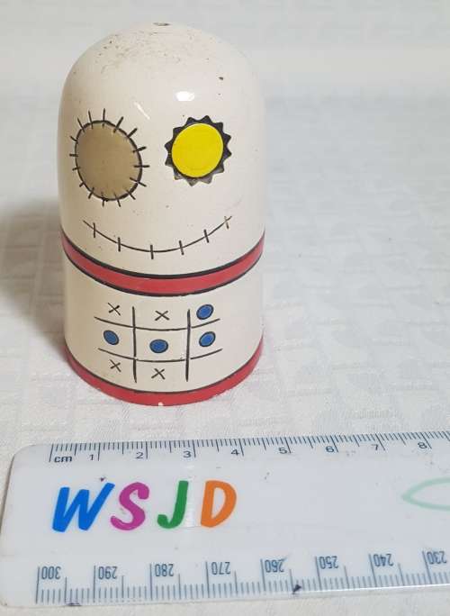 Distinctive Goth Salt shaker!!!