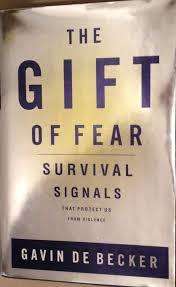 THE GIFT OF FEAR by Gavin de Becker