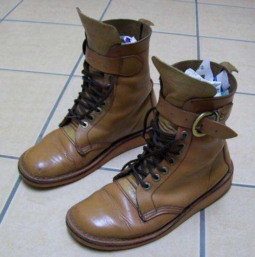 S.A. Special Forces/Recce Boots (Waxies) - size: 7 - (original/issued)
