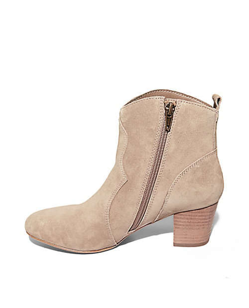 Steve Madden Suede Boots