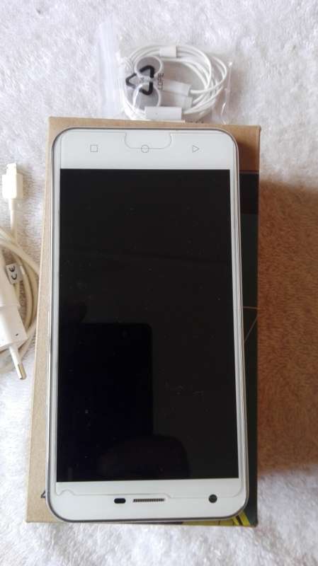 VODAFONE SMART ULTRA 6