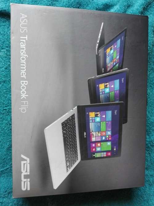 Asus TP300LA-DW339T TRANSFORMER FLIP BOOK.