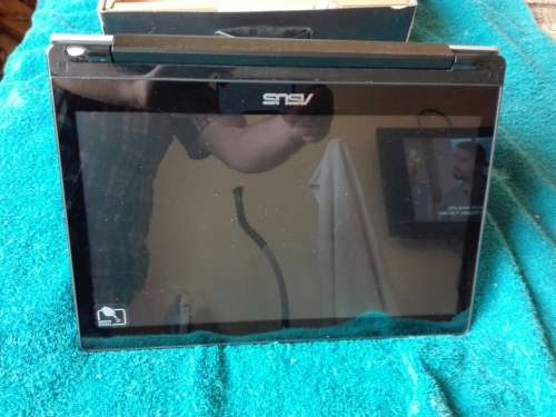 Asus TP300LA-DW339T TRANSFORMER FLIP BOOK.