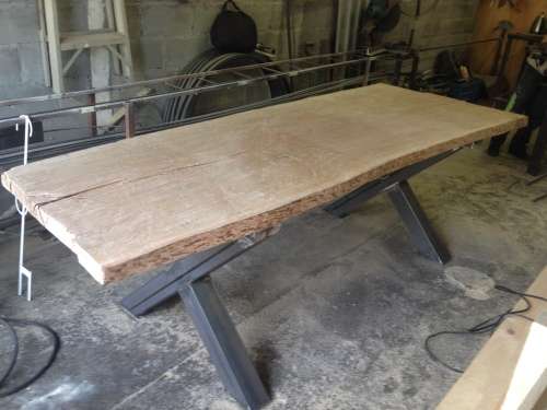 DINNING ROOM TABLE