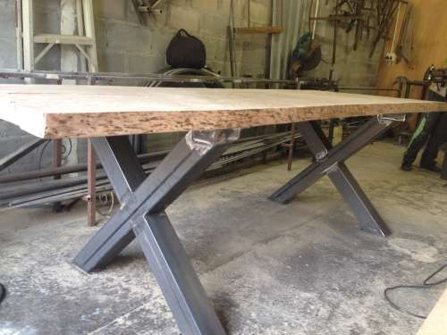 DINNING ROOM TABLE