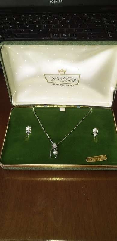 Van Dell Sterling Silver Set