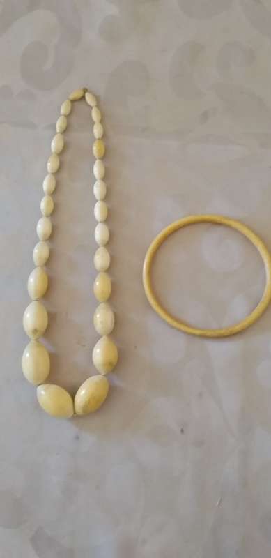 Vintage jewellery
