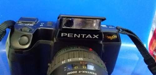 Pentax SF7