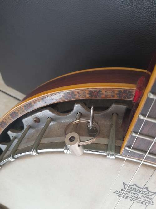 Hondo 5 string Banjo