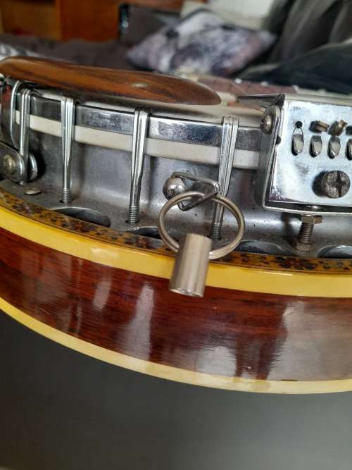 Hondo 5 string Banjo