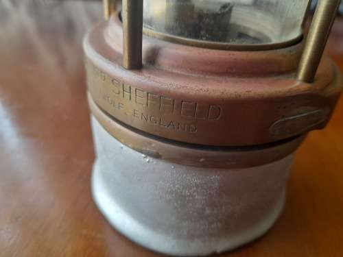 Vintage The wolf safety lamp, miners