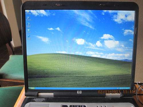 HP COMPAQ NC8000 LAPTOP